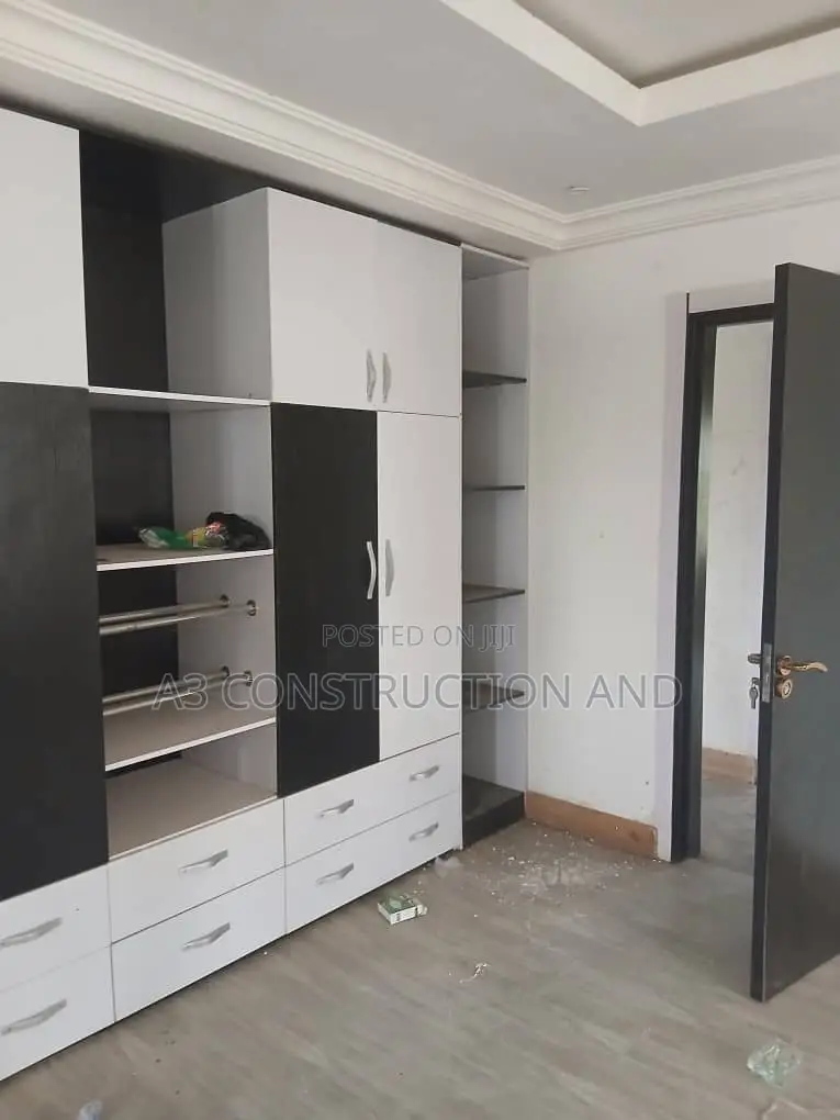 4bdrm Duplex in Okebadan Estate, for rent in Akobo
