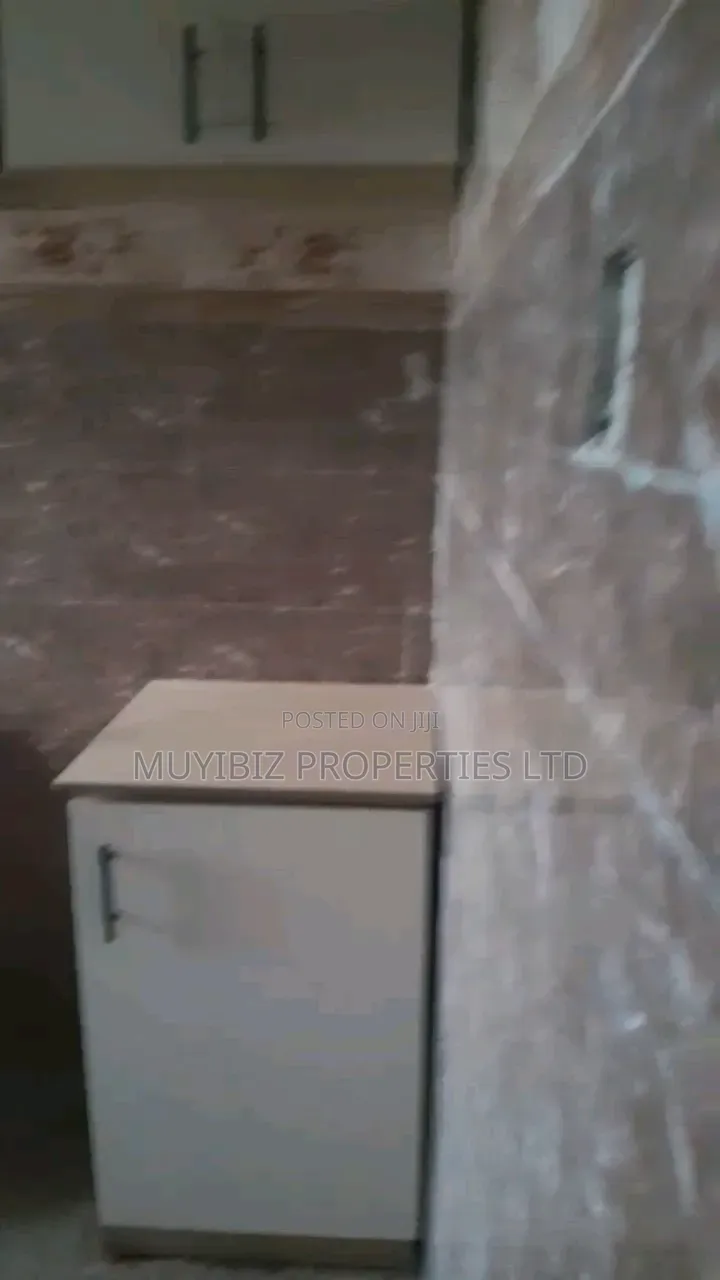 3bdrm Duplex in Alalubosa Dss for rent in Alalubosa