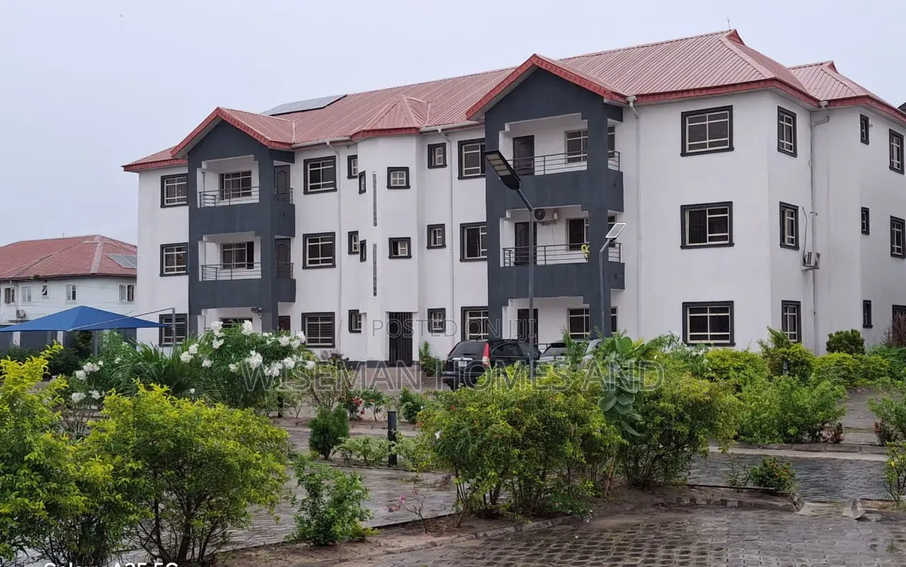 3bdrm Apartment in Majek Axis Sangotedo for sale in Sangotedo
