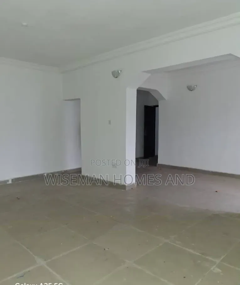 3bdrm Apartment in Majek Axis Sangotedo for sale in Sangotedo