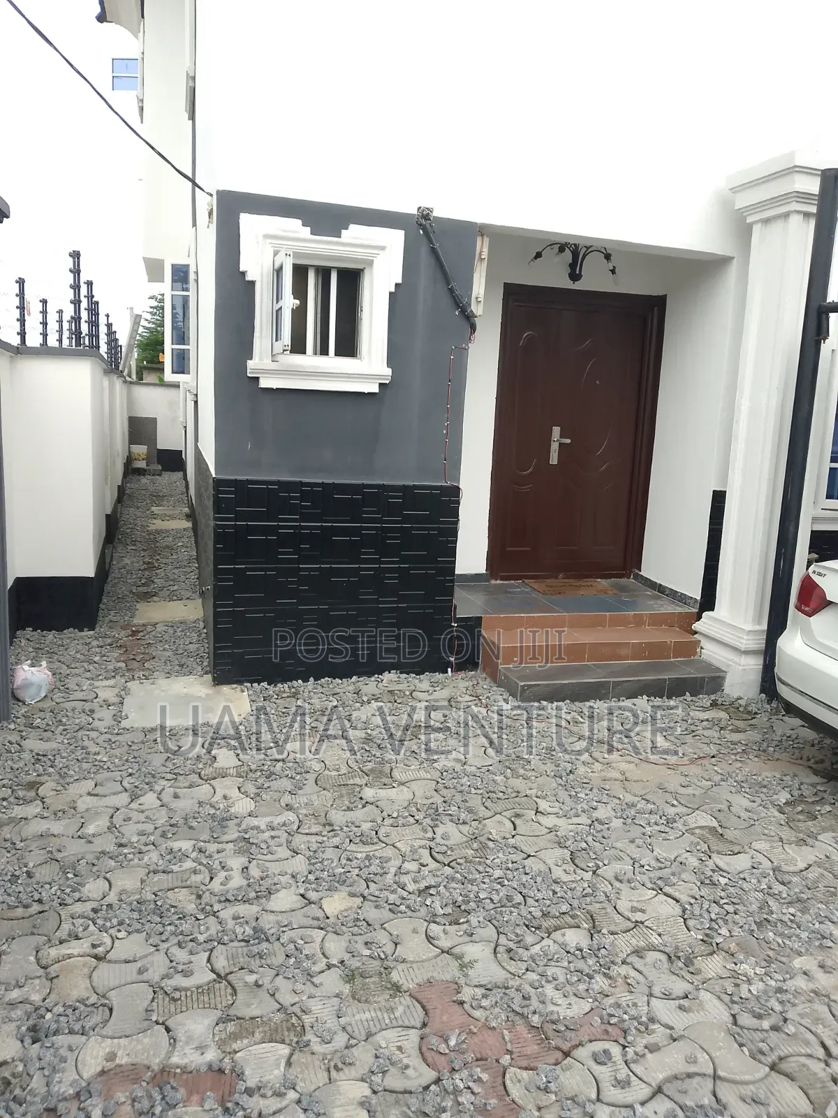 4bdrm Duplex in Awoyaya for sale in Awoyaya