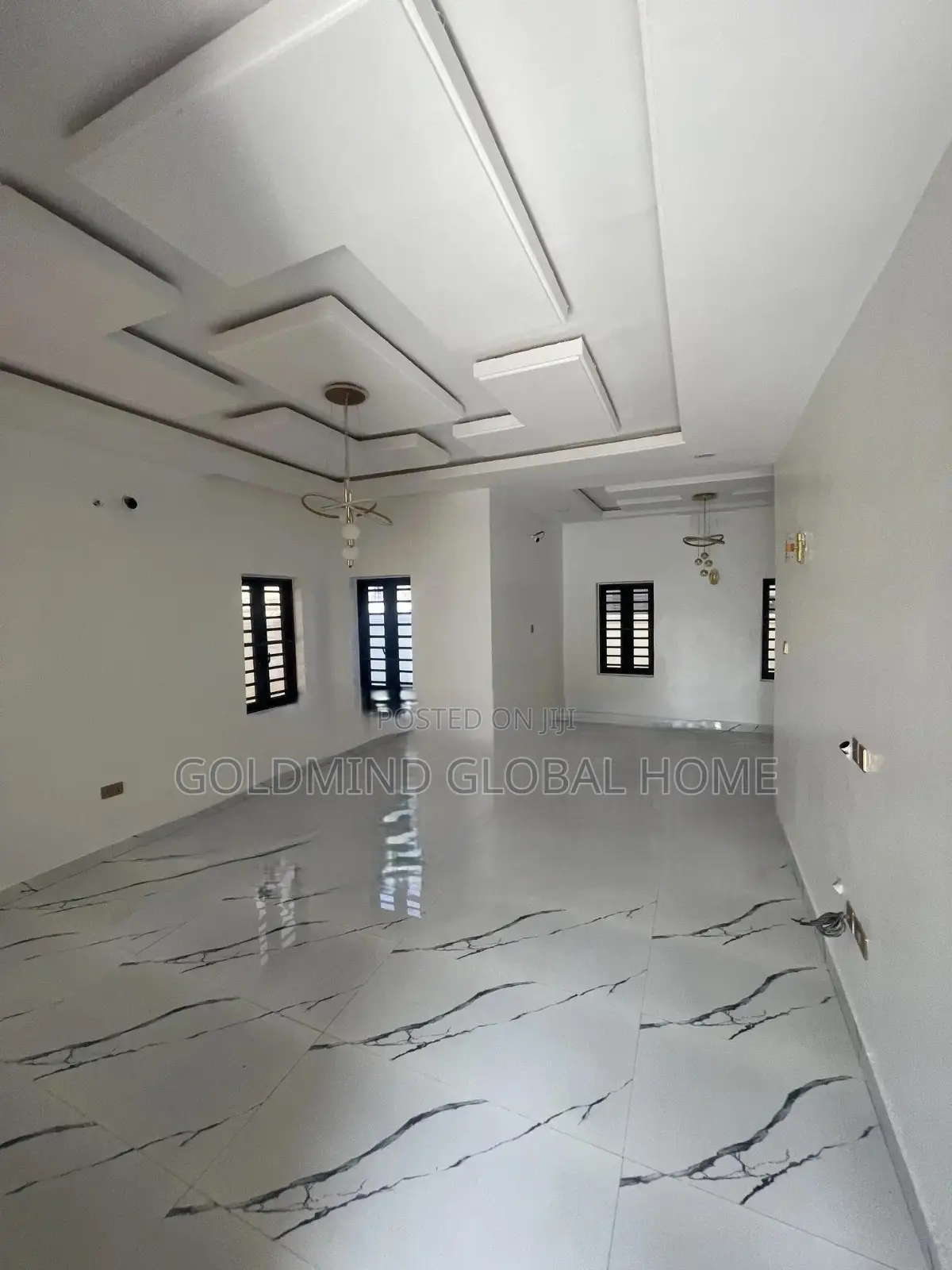 4bdrm Duplex in Lugbe District. for sale in Sabon Lugbe
