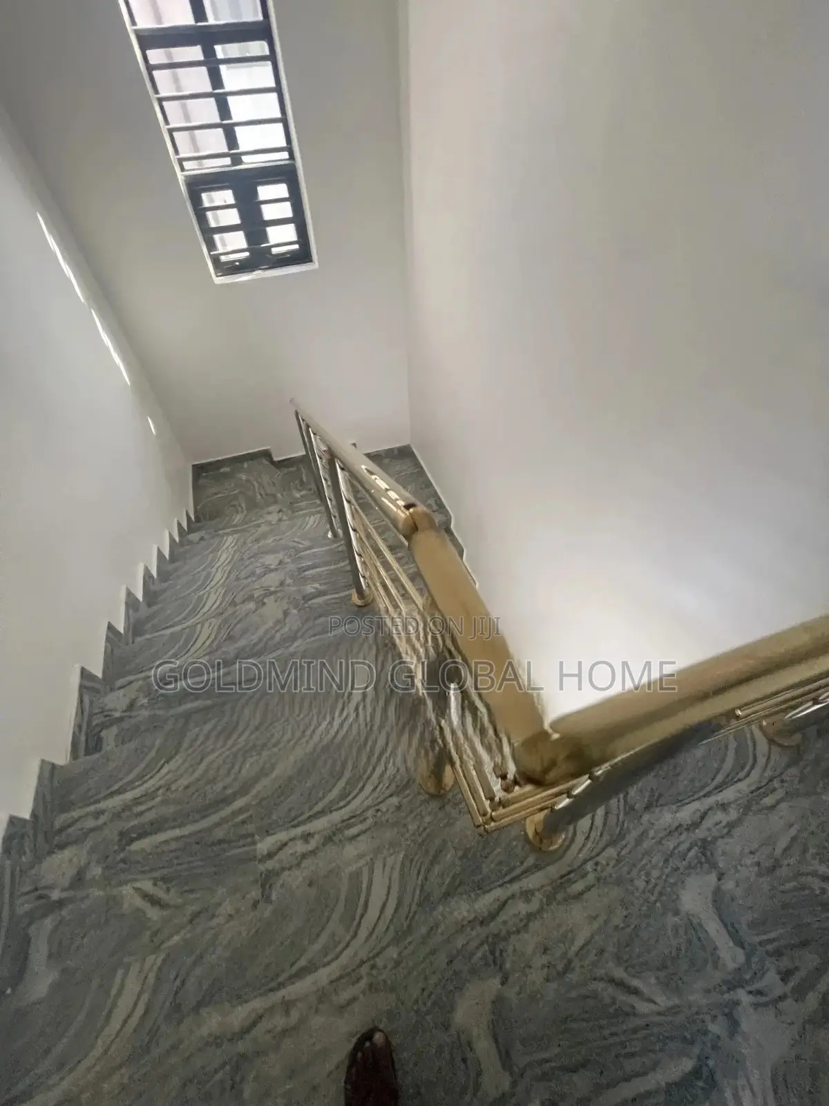 4bdrm Duplex in Lugbe District. for sale in Sabon Lugbe