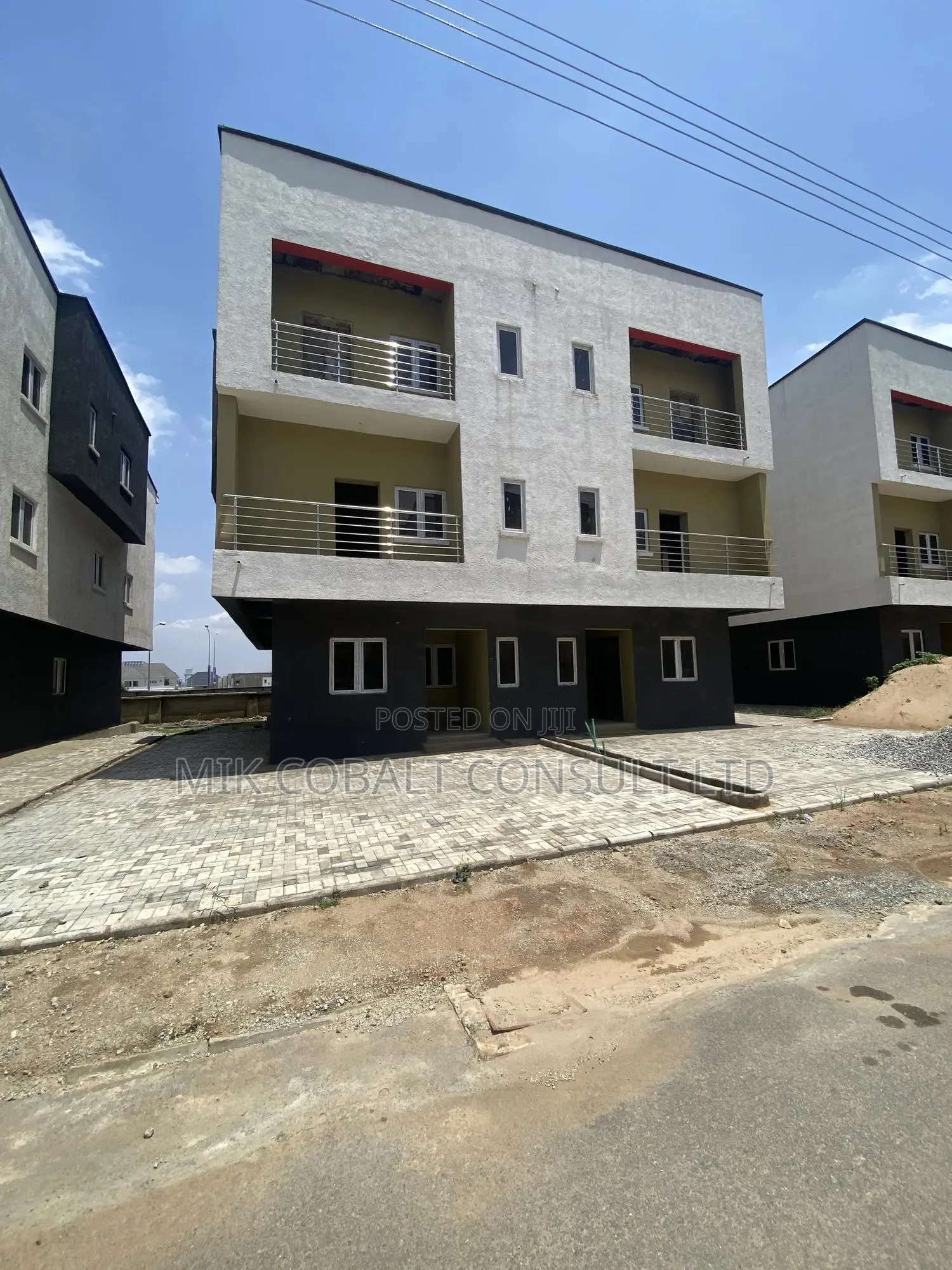 5bdrm Townhouse/Terrace in Paradise Estate, Katampe Extension for sale in Katampe Extension