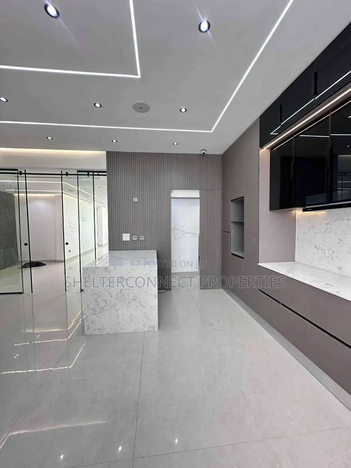 6bdrm Duplex in Ikate for sale in Ikate