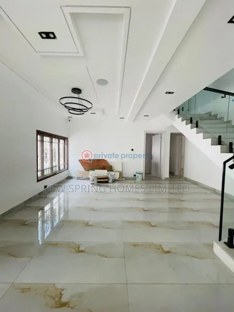 6bdrm Mansion in Ikeja Gra for sale in Ikeja GRA