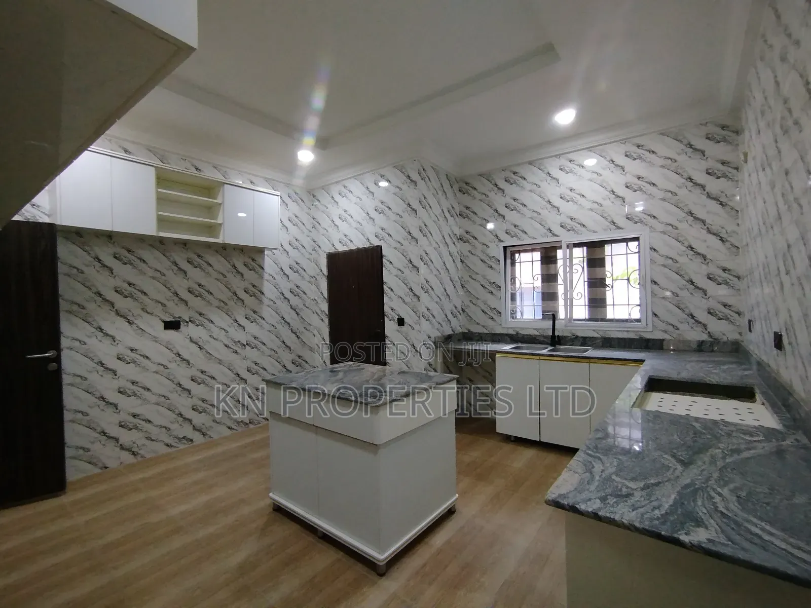 4bdrm Duplex in Naf Valley, Asokoro for sale in Asokoro