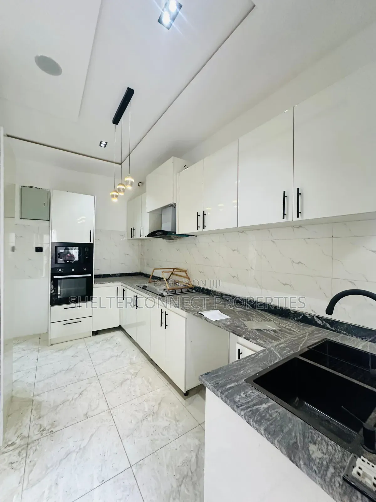4bdrm Duplex in Ologolo for sale in Ologolo
