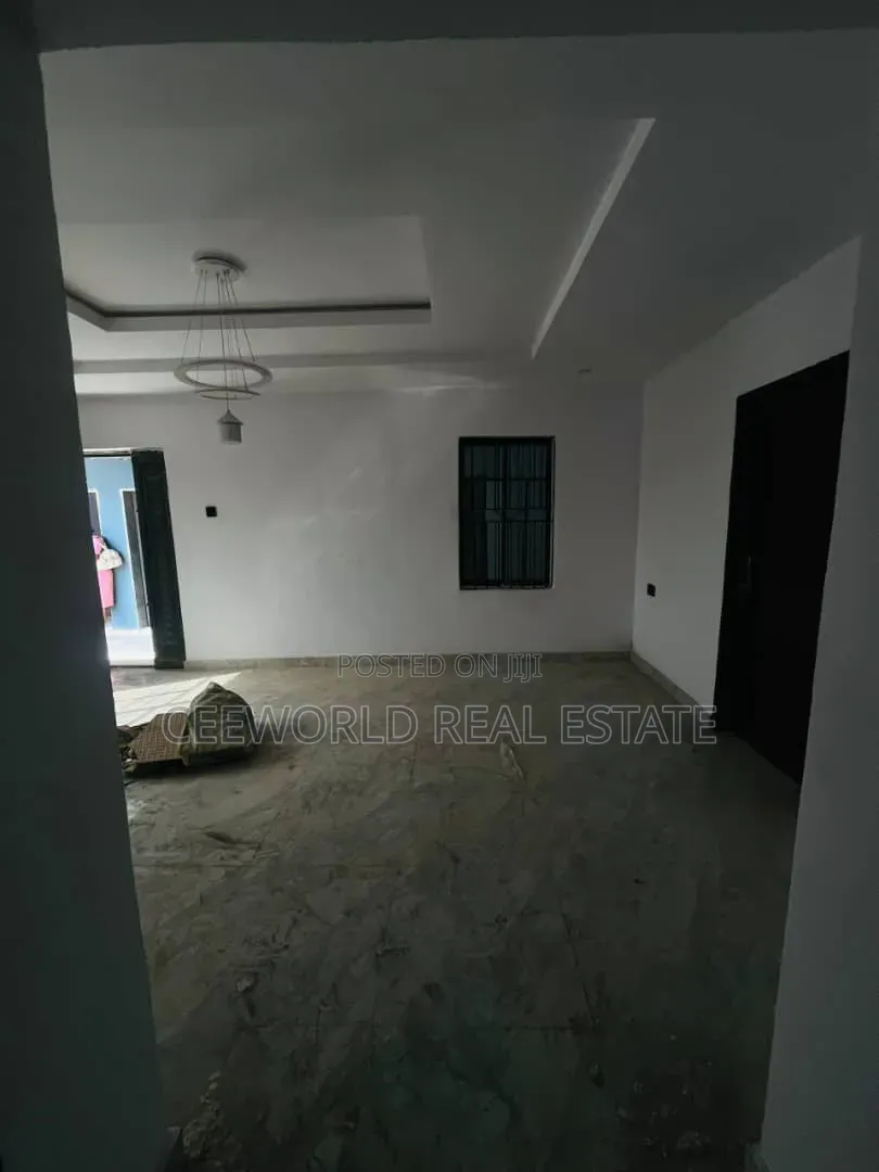 2bdrm Apartment in Ashipa Estate, Akala Express for rent in Akala Express
