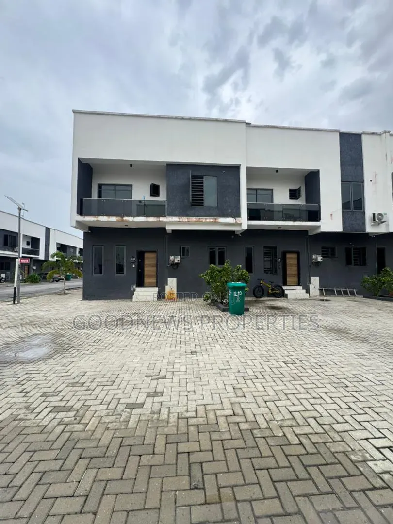 3bdrm Duplex in Ajah for rent in Ado / Ajah