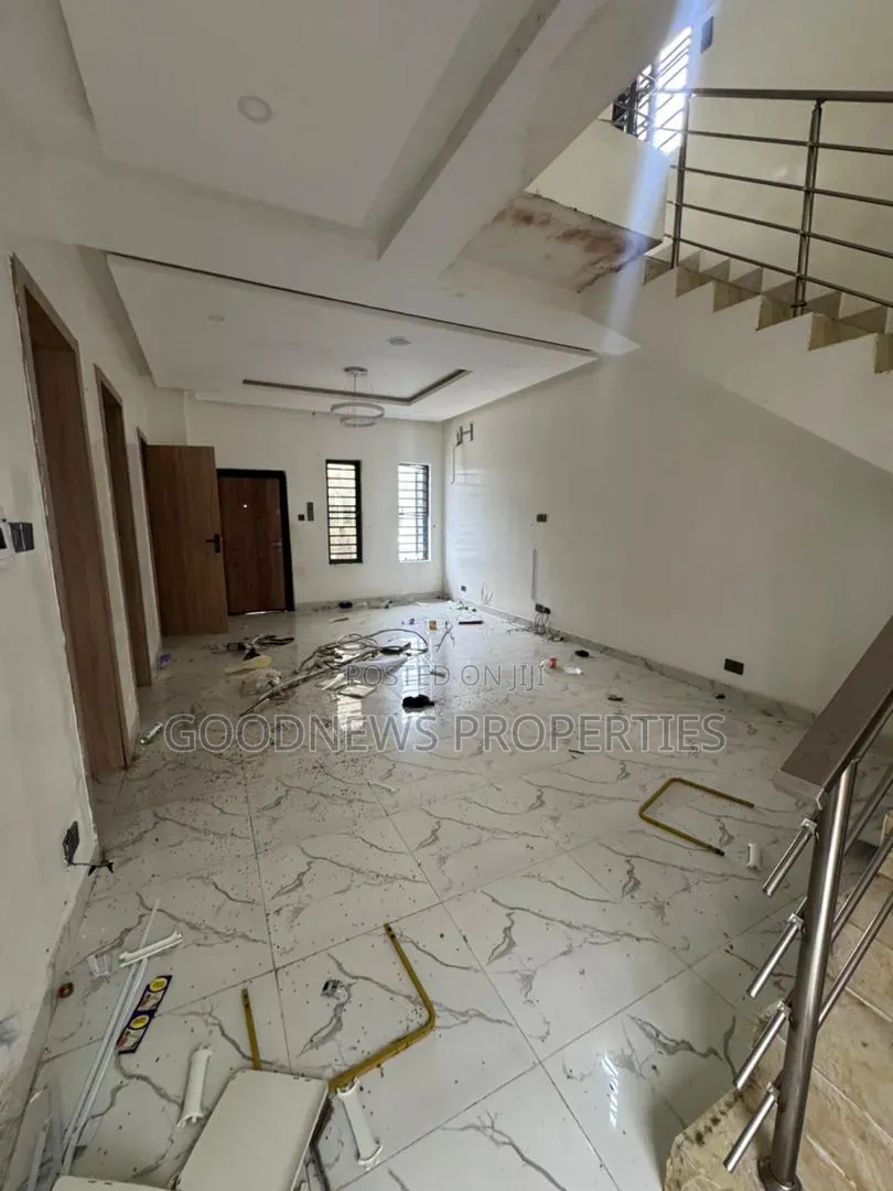 3bdrm Duplex in Ajah for rent in Ado / Ajah