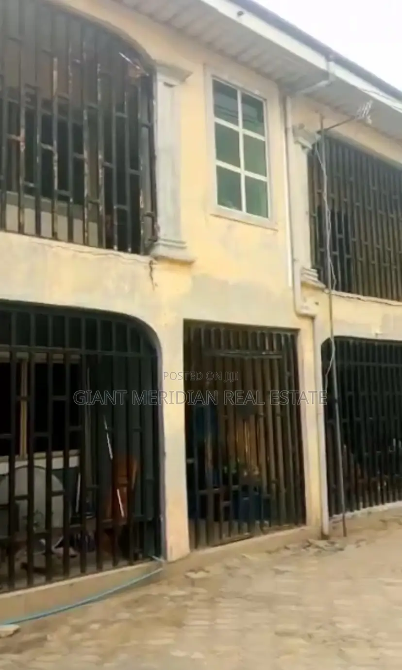 2bdrm Block of Flats in Agip Estate, Obio-Akpor for sale in Obio-Akpor