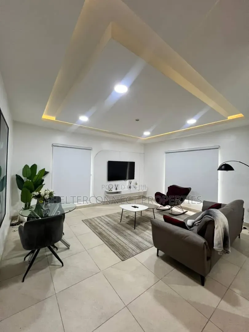 2bdrm Apartment in Ikoyi S.W for rent in Ikoyi S.W