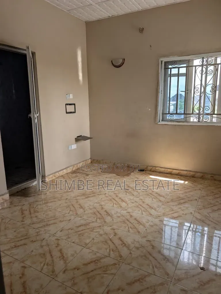 4bdrm Duplex in Mobile Estate, Uyo for sale in Uyo