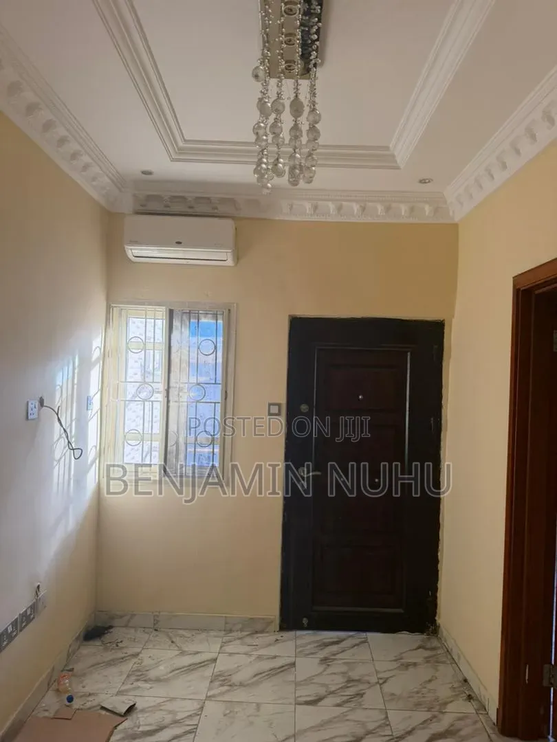 3bdrm Duplex in Ikota Villa for rent in Ikota