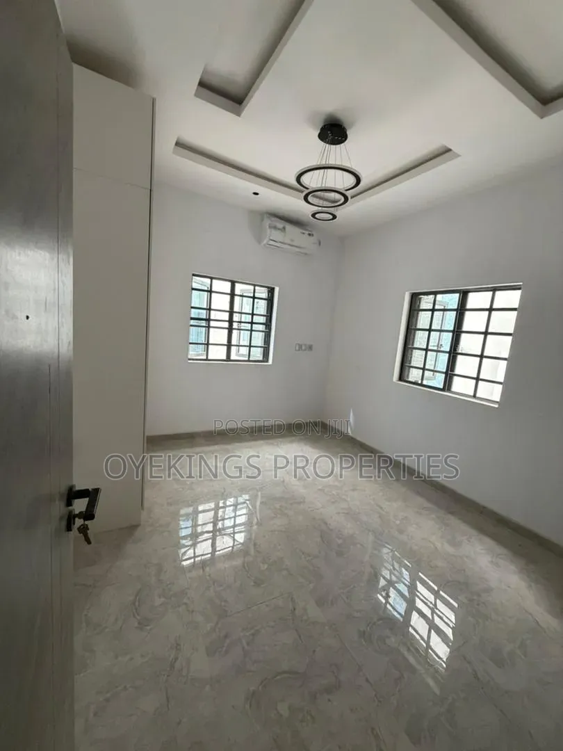 2bdrm Block of Flats in Richie Garden Estate for rent in Oluyole Estate