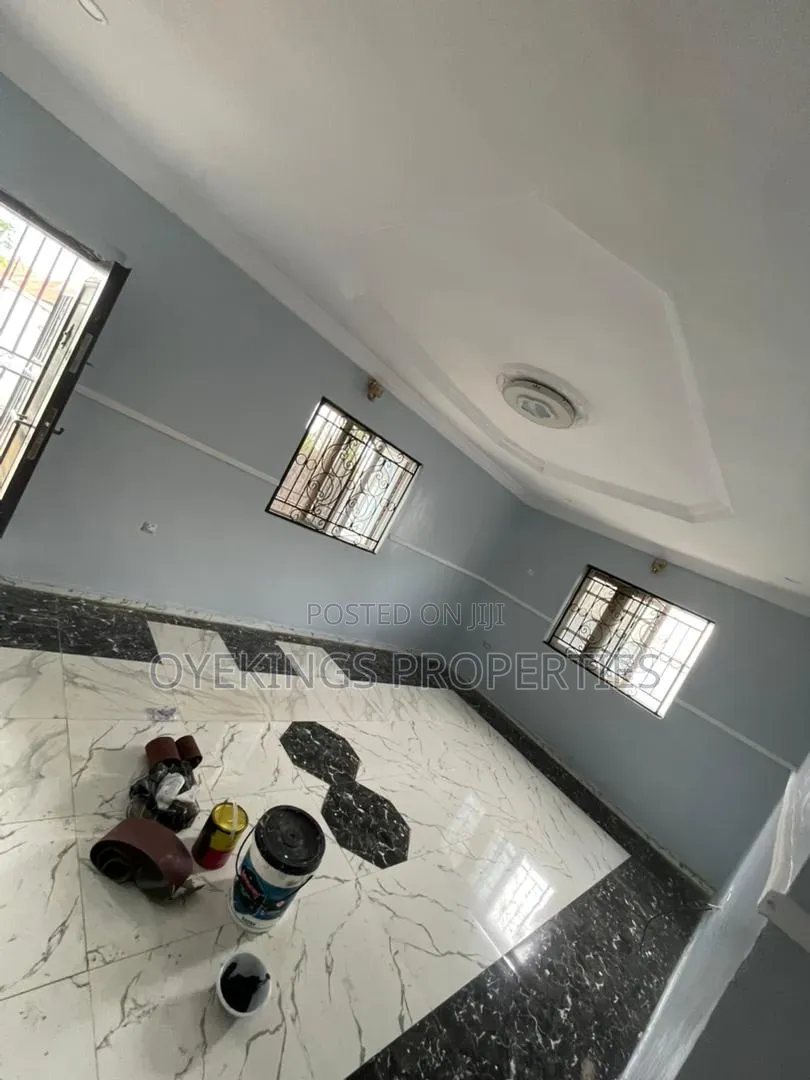 2bdrm Block of Flats in Richie Garden Estate for rent in Oluyole Estate