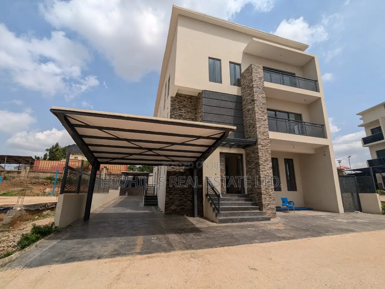 6bdrm Duplex in Mabushi for sale in Mabushi