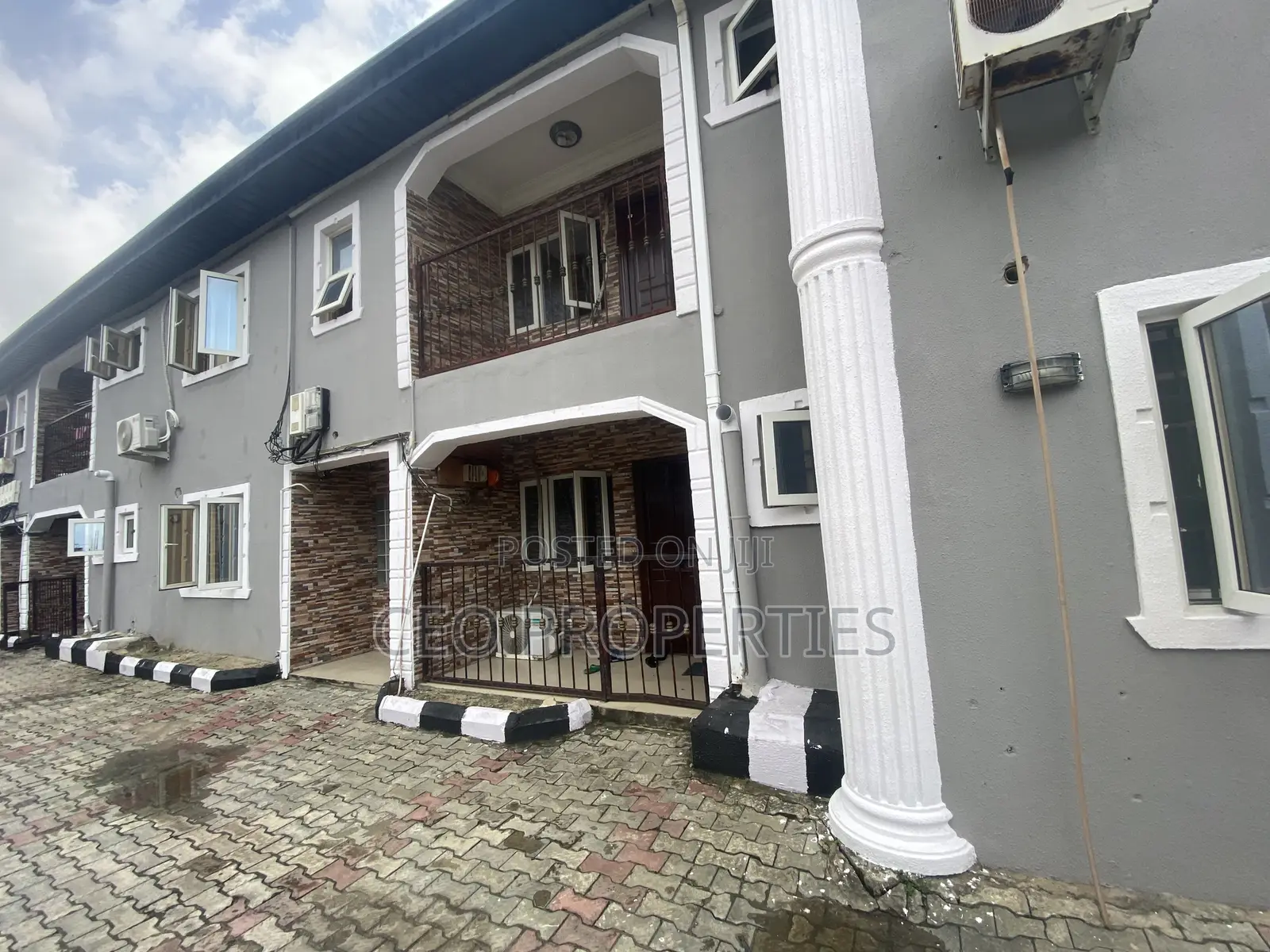 2bdrm Block of Flats in Seaside/Royal, Ajah for rent in Ajah
