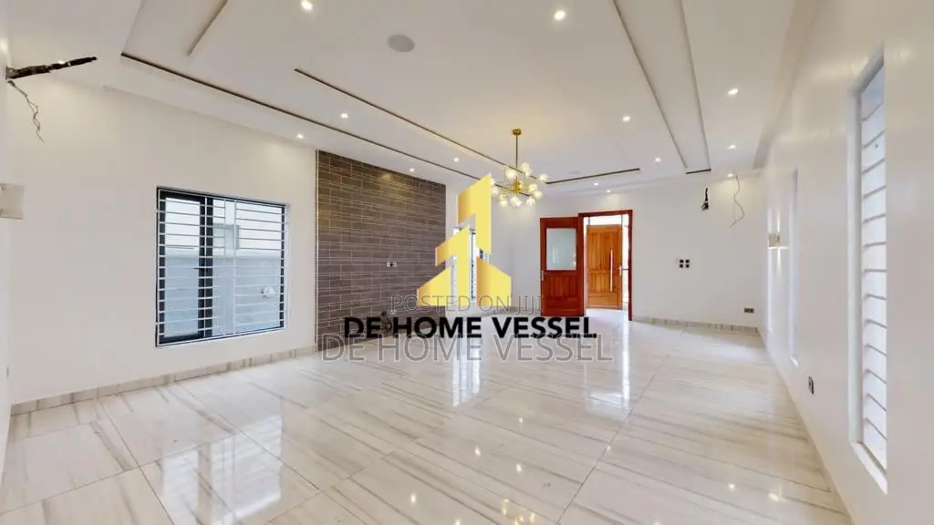 5bdrm Duplex in Agungi for sale in Agungi