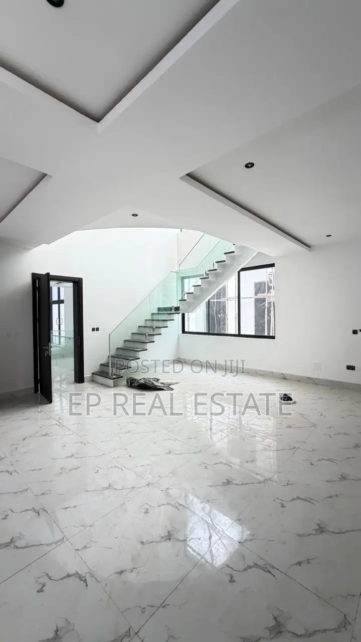 5bdrm Duplex in Katampe Extension for sale in Katampe Extension