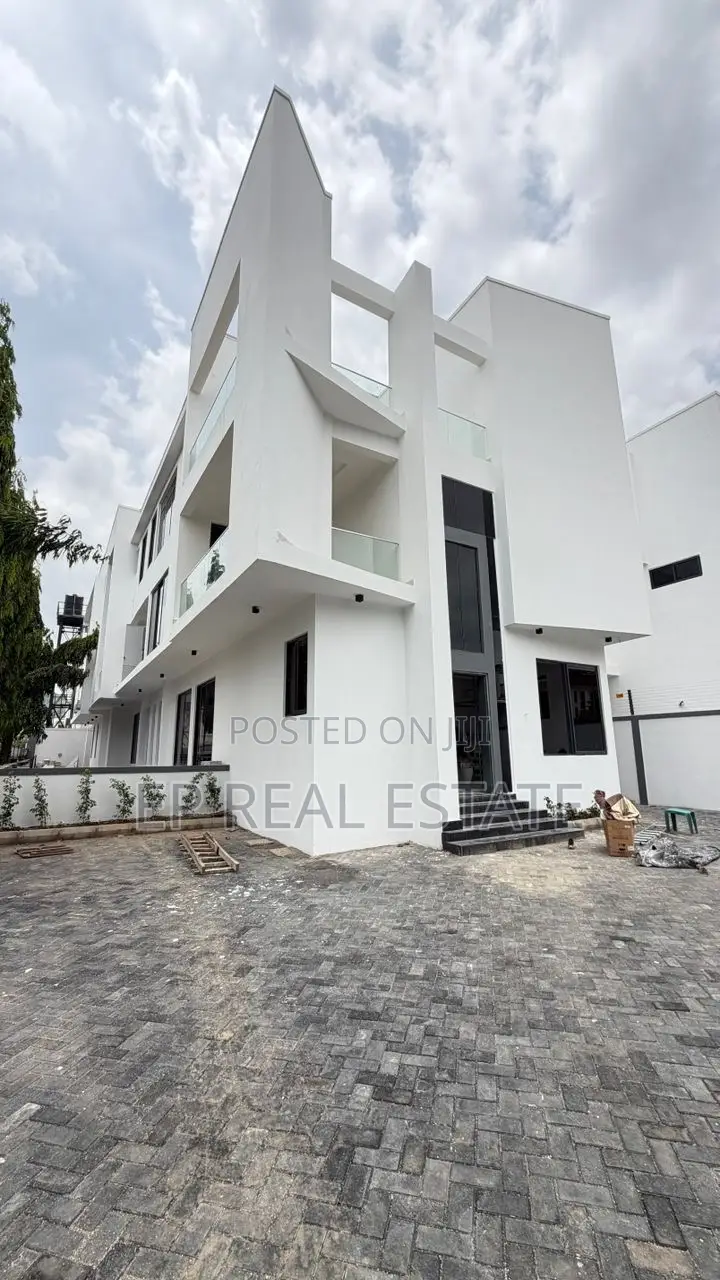 5bdrm Duplex in Katampe Extension for sale in Katampe Extension