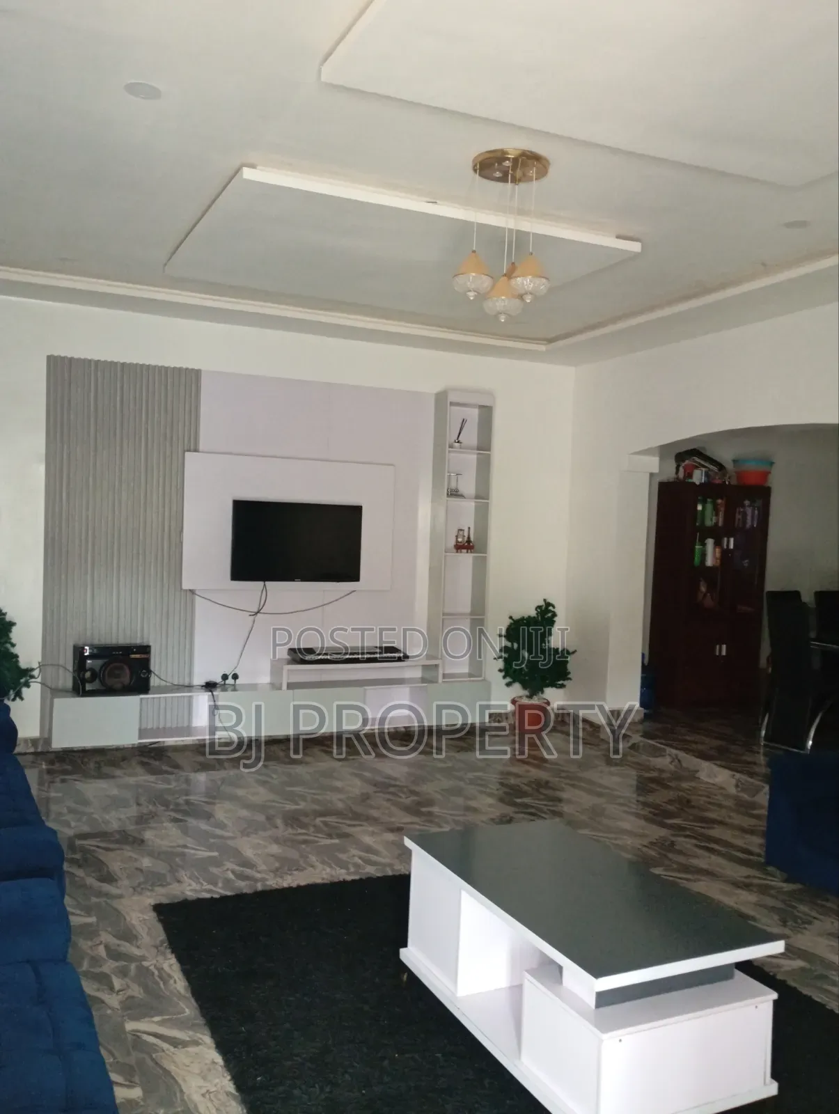 4bdrm Duplex in Justice, Bunkoro for sale in Bunkoro