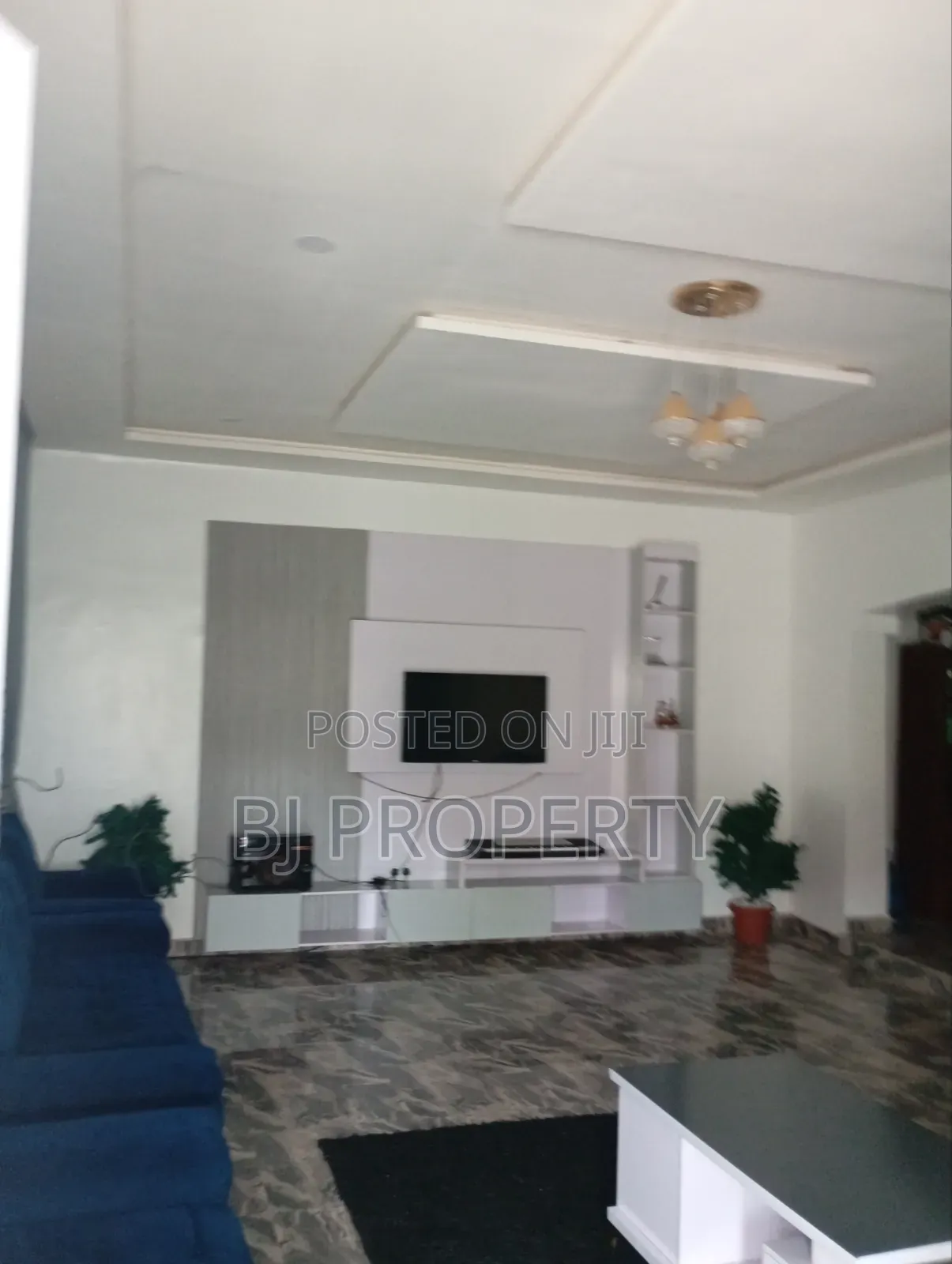 4bdrm Duplex in Justice, Bunkoro for sale in Bunkoro