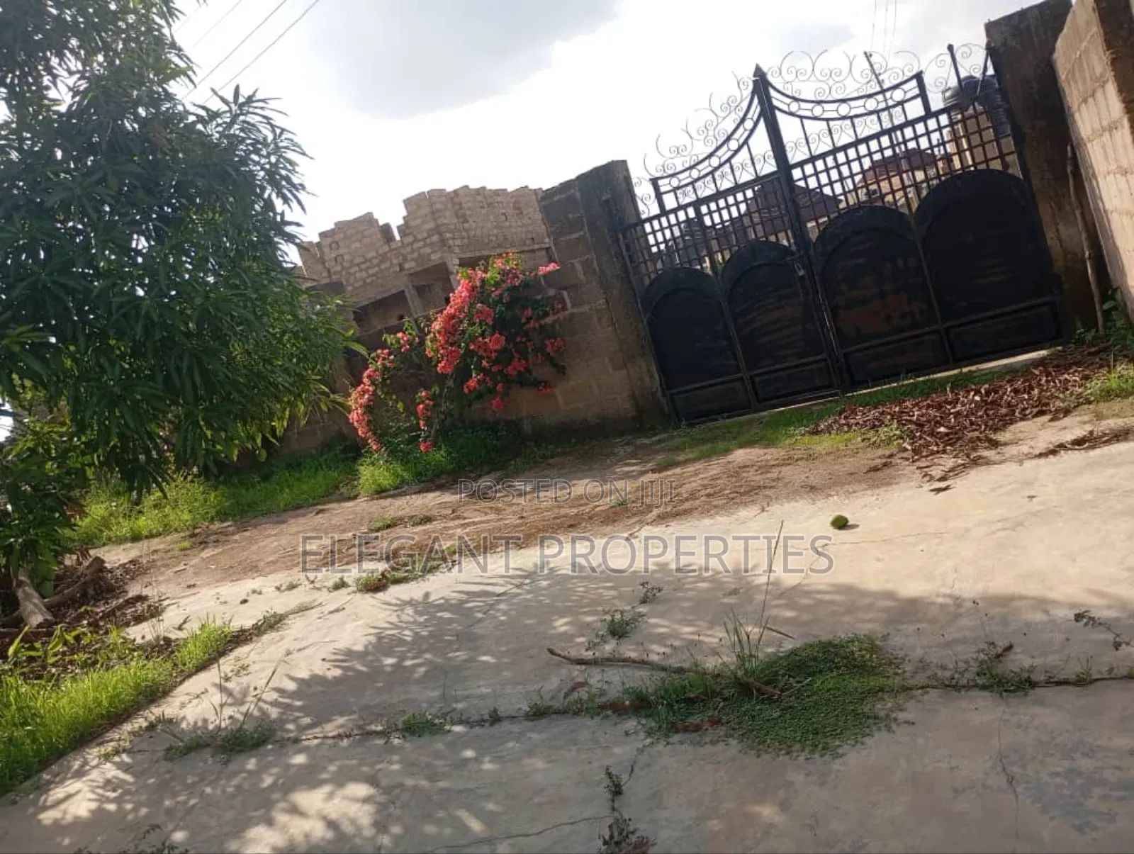 A Fenced Plot of Land at Ayatulah Area in Ogo Oluwa Osogbo Osun Stat in Osogbo
