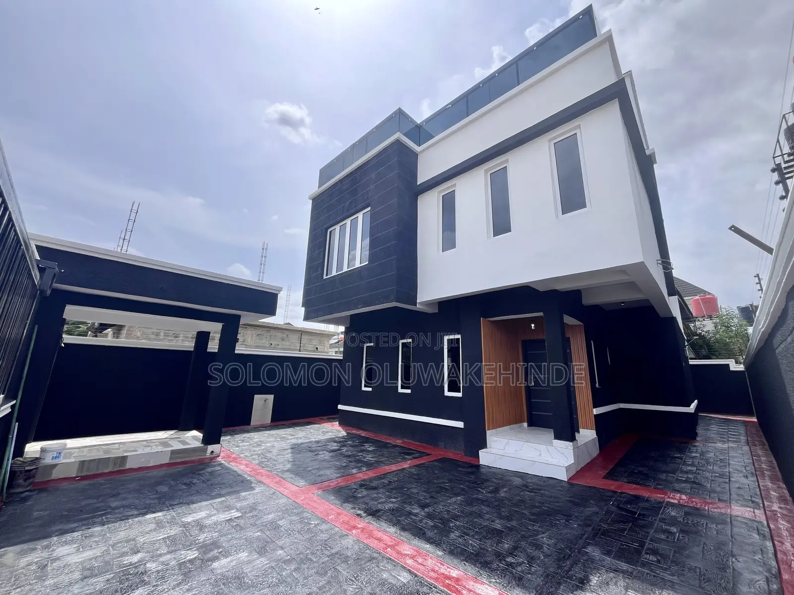 4bdrm Duplex in Gowon Estate, Alimosho for sale in Alimosho