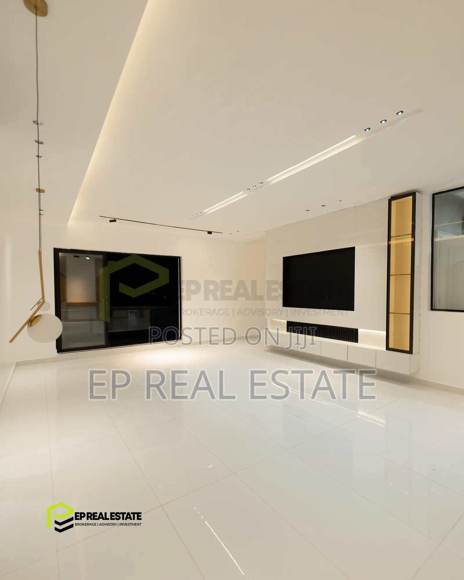 5bdrm Duplex in Apo Resettlement for sale in Apo Resettlement