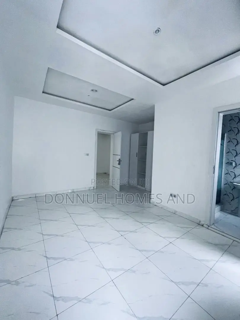 3bdrm Townhouse / Terrace in Ikota for rent in Ikota