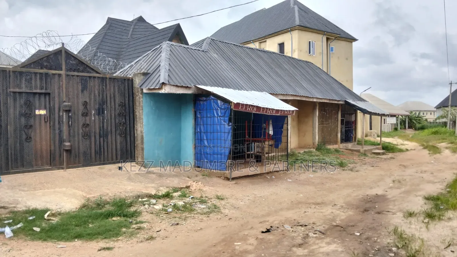 3bdrm Bungalow in Umudike, Umuahia , for sale in Umuahia