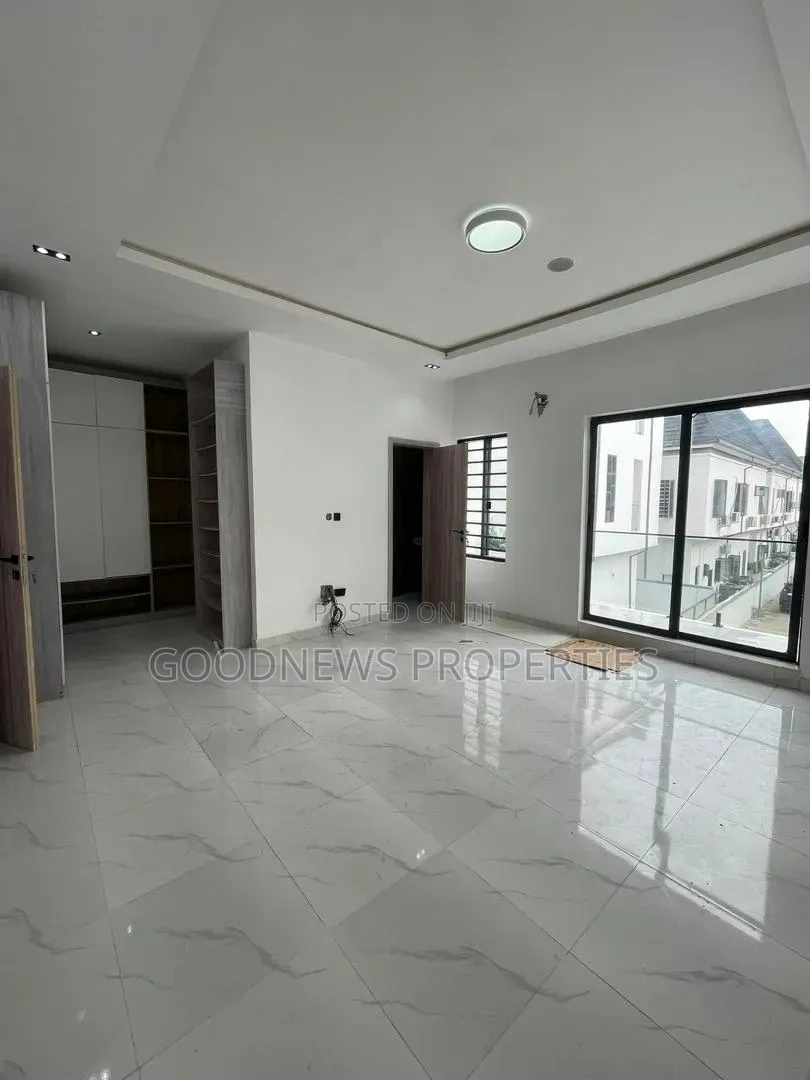 3bdrm Townhouse / Terrace in Lekki County Home, for rent in Ikota