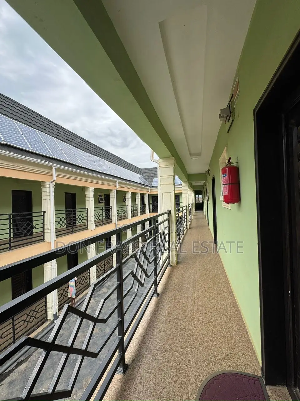 20bdrm Apartment in Apete Poly Area for sale in Ibadan Polytechnic/University