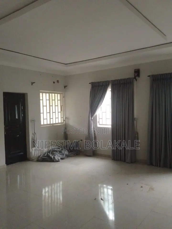 3bdrm Block of Flats in Top One Garden Podo for rent in Odo Ona