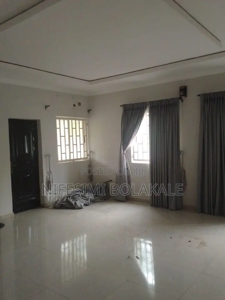 3bdrm Block of Flats in Top One Garden Podo for rent in Odo Ona