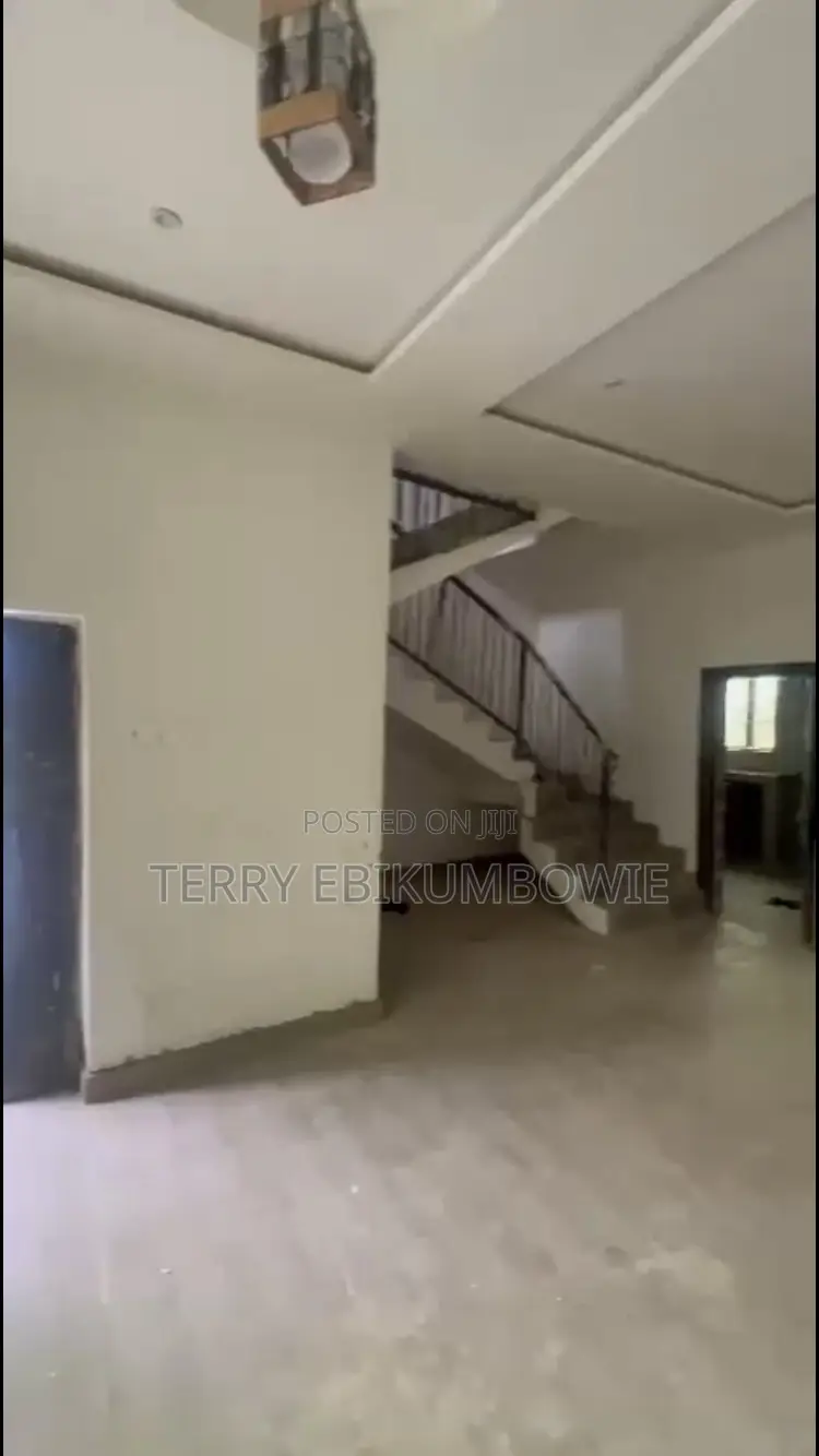 3bdrm Duplex in Apo Resettlement for rent in Apo Resettlement