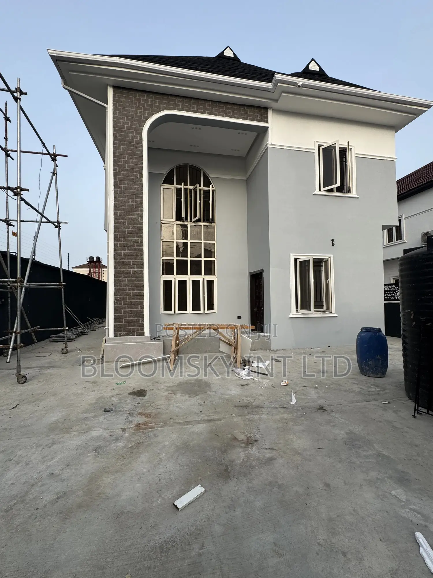 5bdrm Duplex in Lekki Phase 1 for rent in Lekki Phase 1
