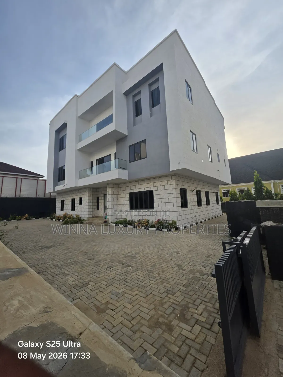 7 Bedrooms Detached Mansion in Asokoro