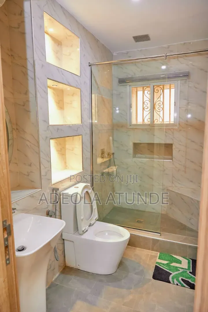 Furnished 4bdrm Townhouse / Terrace in Guzape District for rent in Guzape District