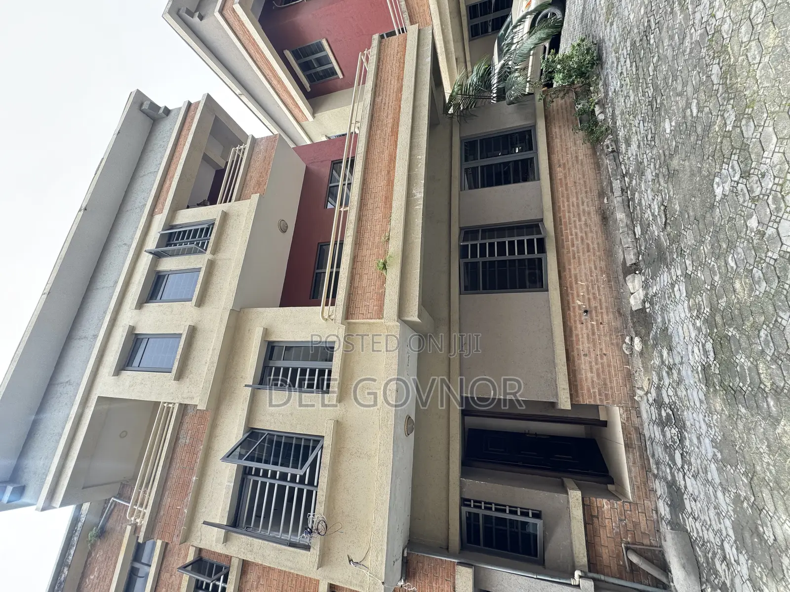 5bdrm Duplex in Akinlonu I V, Victoria Island Extension for rent in Victoria Island Extension