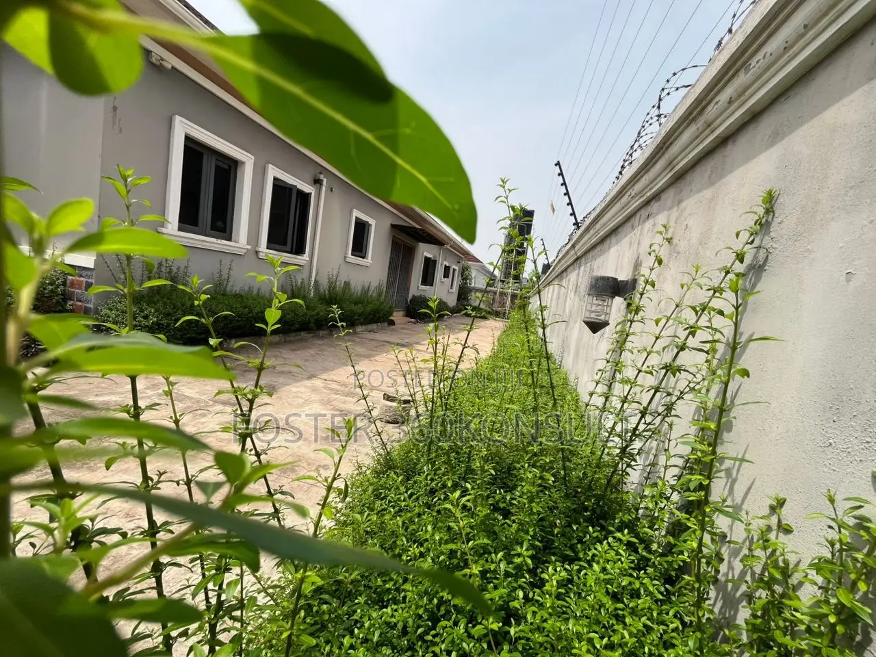 3bdrm Bungalow in Galadimawa for sale in Galadimawa