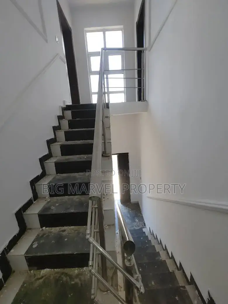 3bdrm Apartment in Peninsula Estate for rent in Peninsula Estate