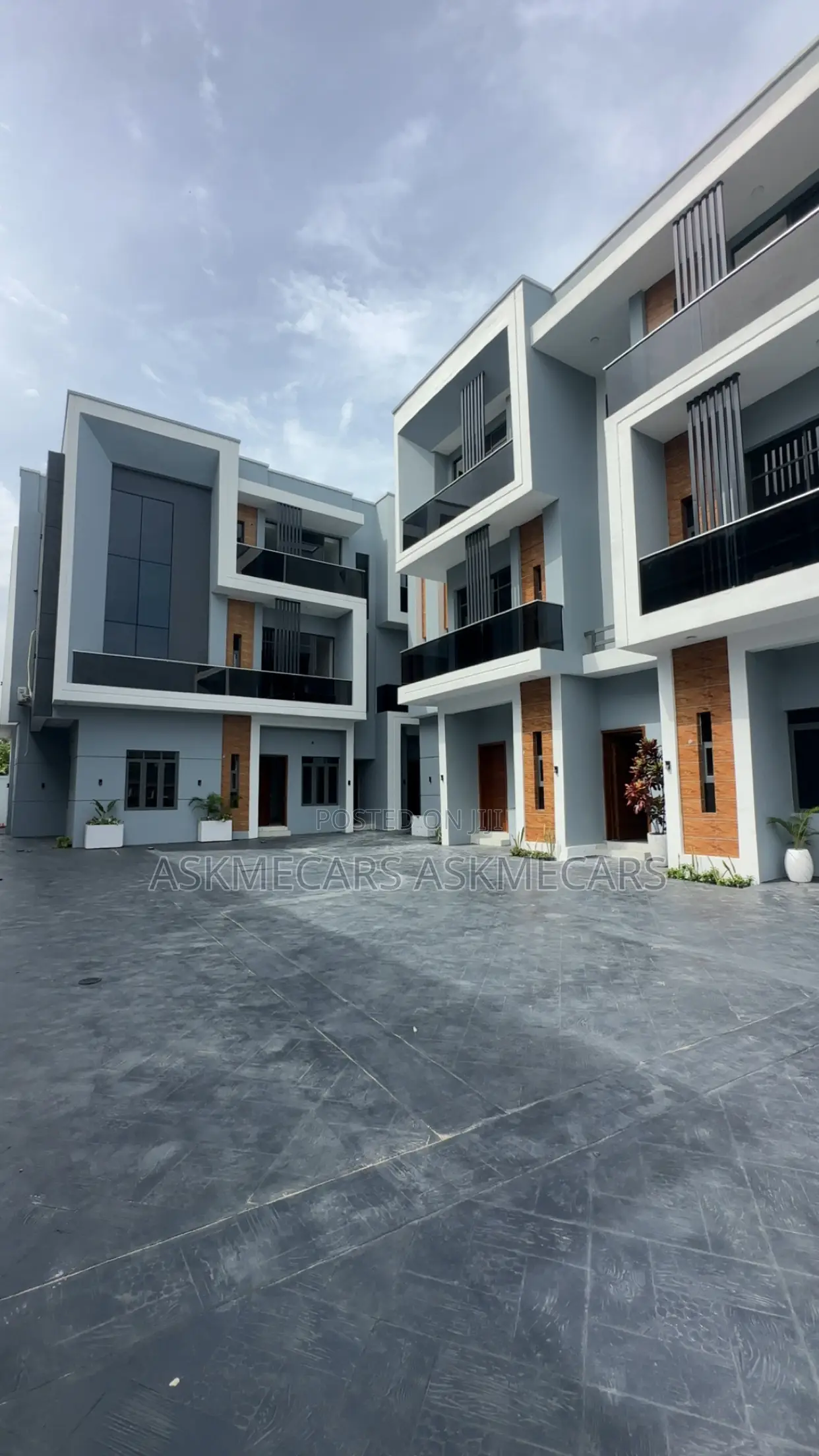 2bdrm Room & Parlour in Abraham Adesanya, Ajah for rent in Ajah