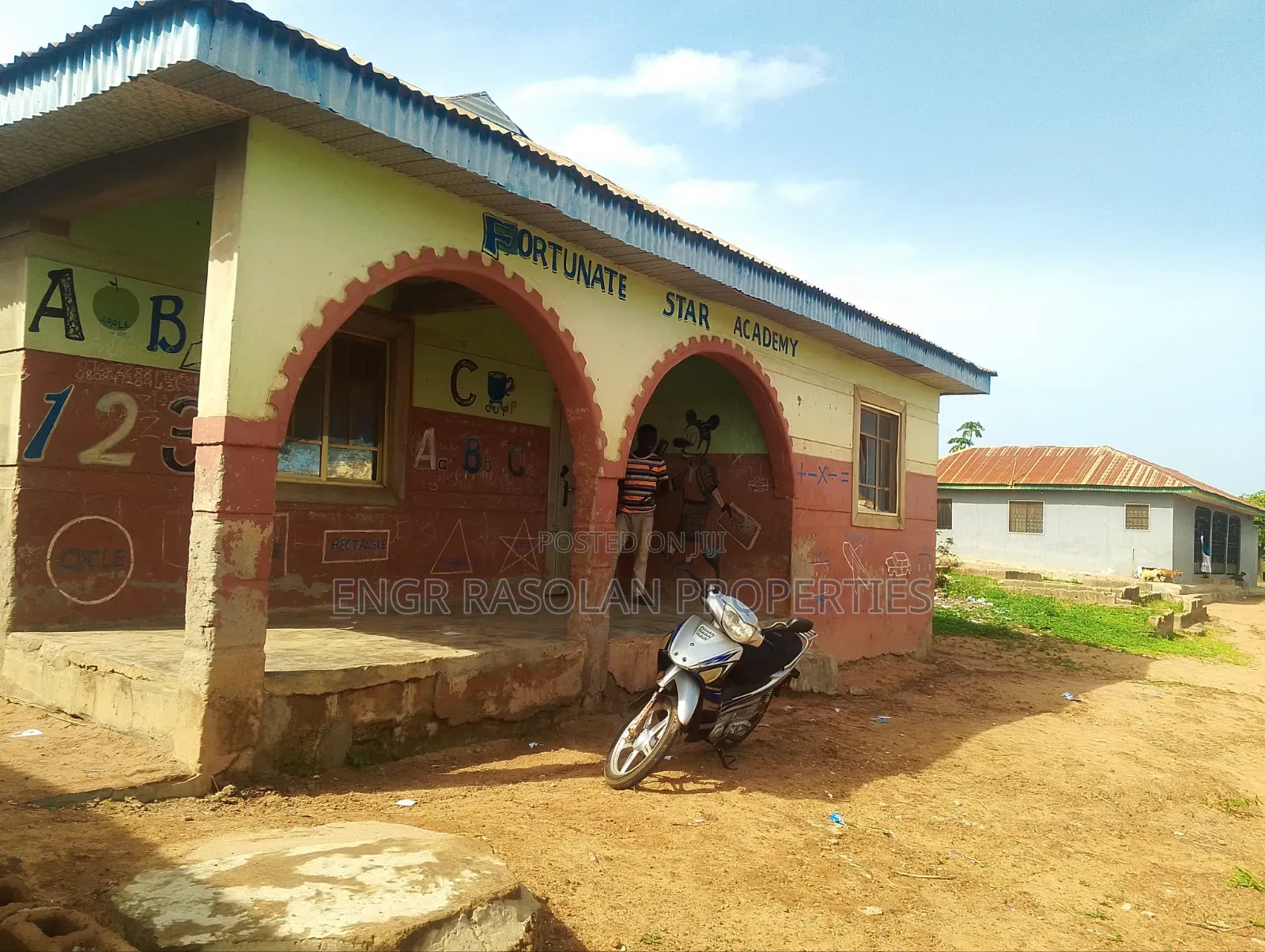 1bdrm Room & Parlour in Eiyenkorin Apata, Asa for sale in Asa