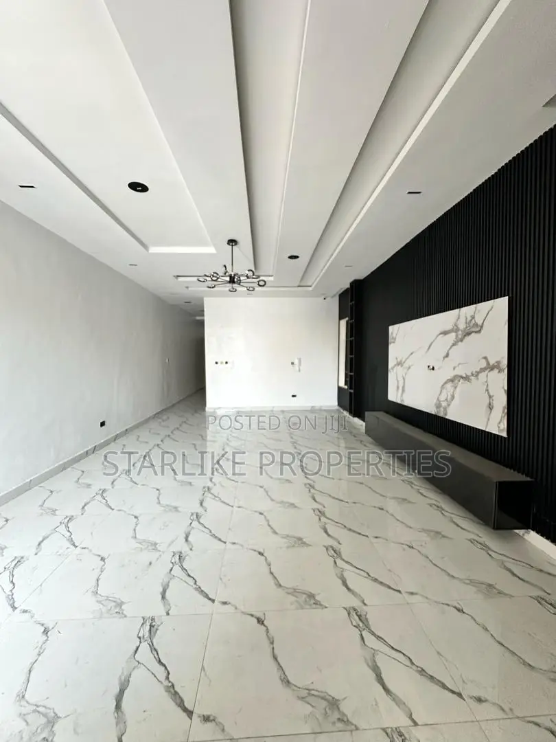 4bdrm Duplex in Lekki Expressway for sale in Lekki Expressway