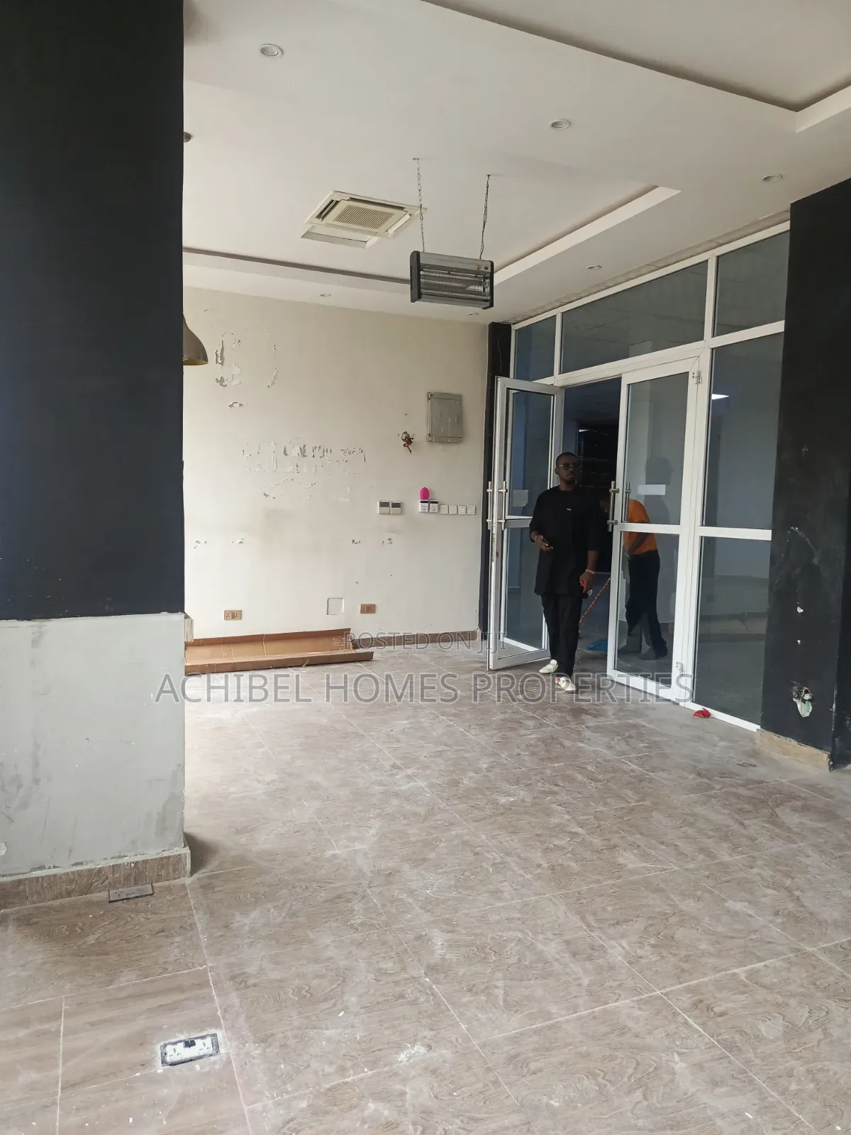 A 38.6 Square Meter Shop Space in Lekki Phase 1 Right, Oniru in Lekki Phase 1