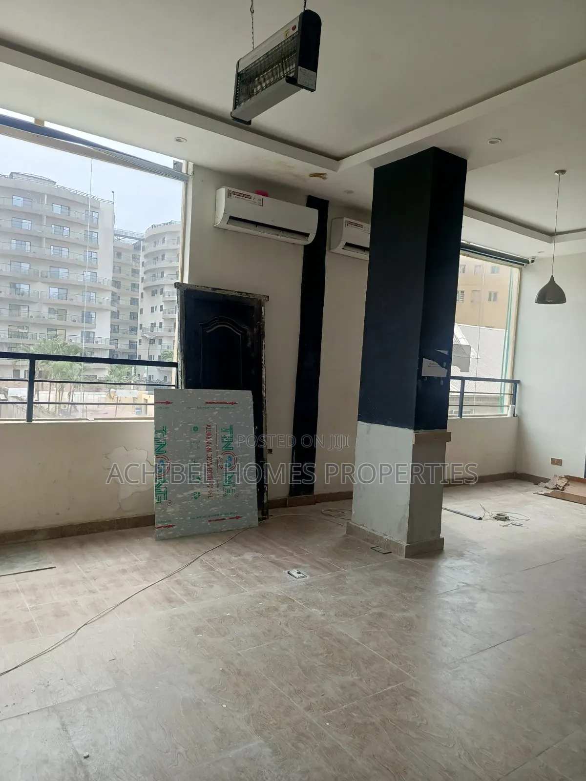 A 38.6 Square Meter Shop Space in Lekki Phase 1 Right, Oniru in Lekki Phase 1