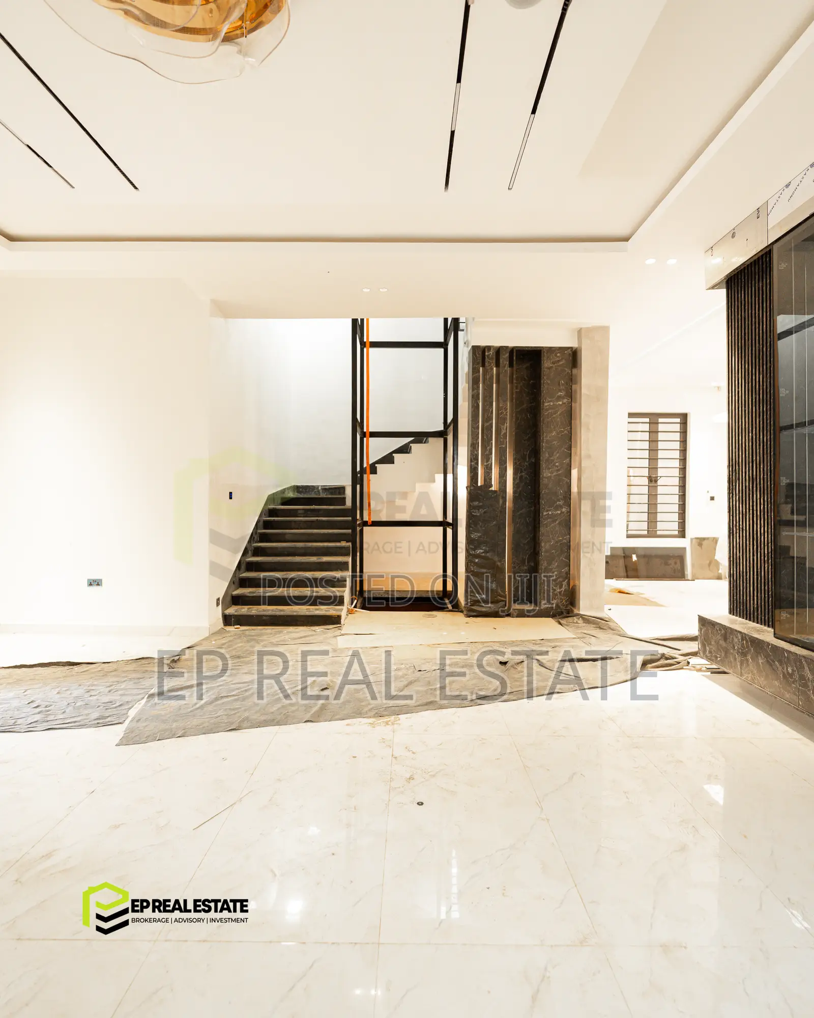 6bdrm Duplex in Apo for sale in Apo Resettlement